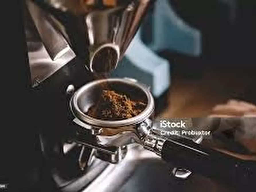 Immagine 2 di Bar / Ristorante in vendita  in VIALE DELLE NAZIONI 10 a Verona