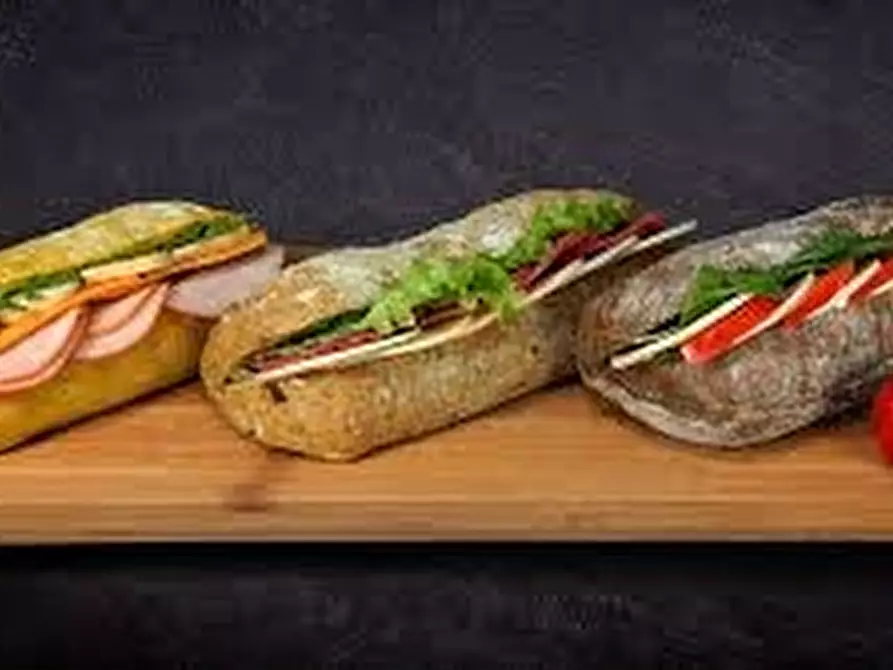 Immagine 9 di Bar / Ristorante in vendita  in VIALE DELLE NAZIONI 10 a Verona