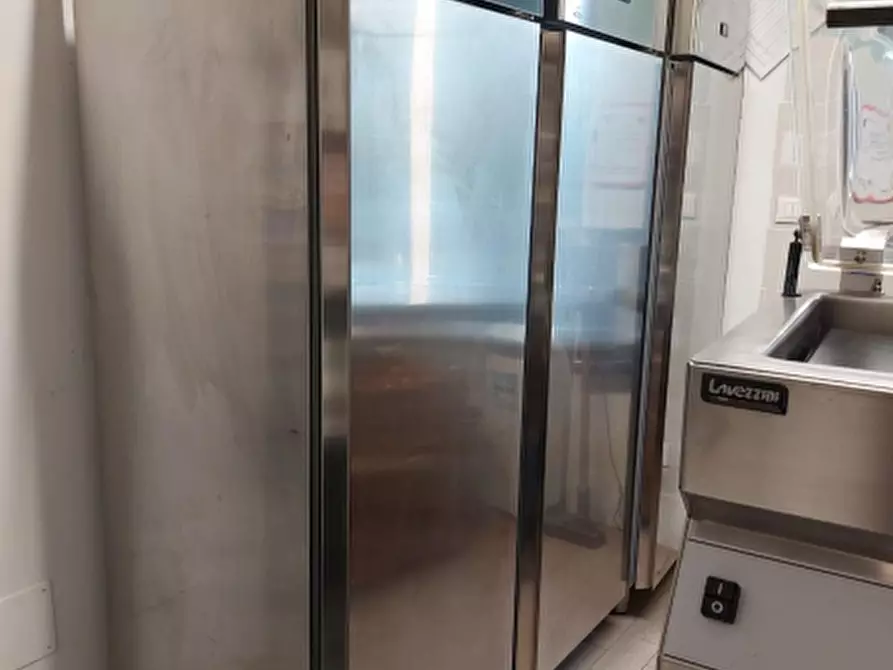 Immagine 8 di Bar / Ristorante in vendita  in VIALE DELLE NAZIONI 10 a Verona