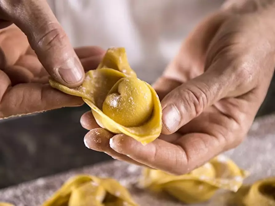 Immagine 6 di Bar / Ristorante in vendita  in via ROMA 1 a Valeggio Sul Mincio