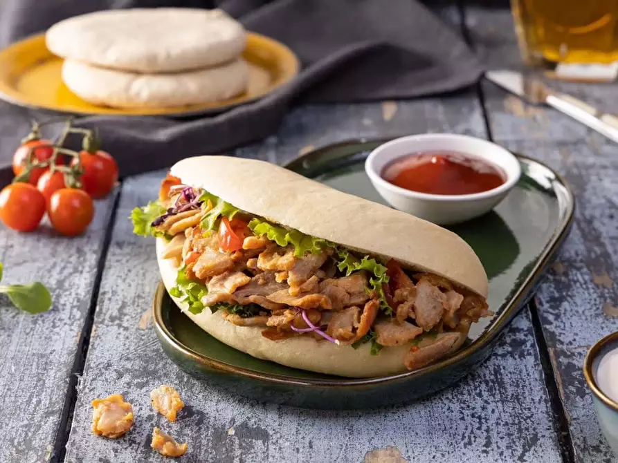 Immagine 9 di Attività commerciale in vendita  in VIALE ROMA 1 a Lazise