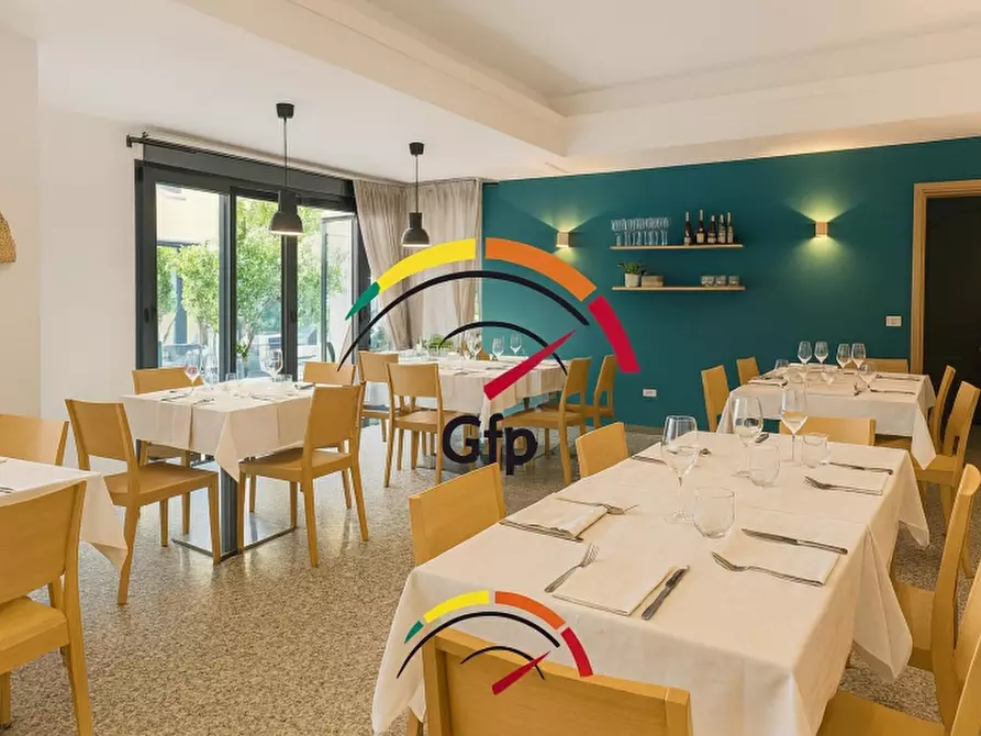 Immagine 2 di Bar / Ristorante in vendita  in VIALE DELLE NAZIONI 10 a Bussolengo