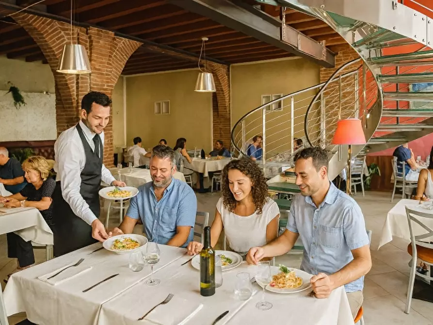 Immagine 7 di Bar / Ristorante in vendita  in VIA rOMA 1 a Verona