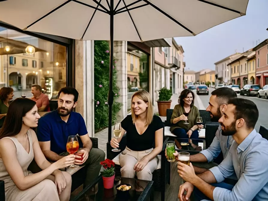 Immagine 5 di Bar / Ristorante in vendita  in VIA ROMA 1 a Poggio Rusco