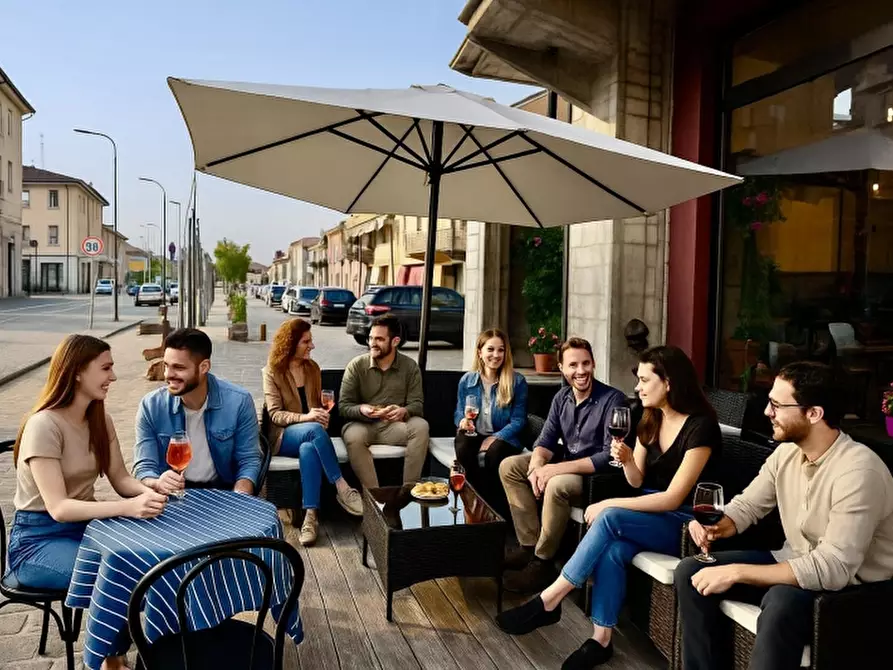 Immagine 6 di Bar / Ristorante in vendita  in VIA ROMA 1 a Poggio Rusco