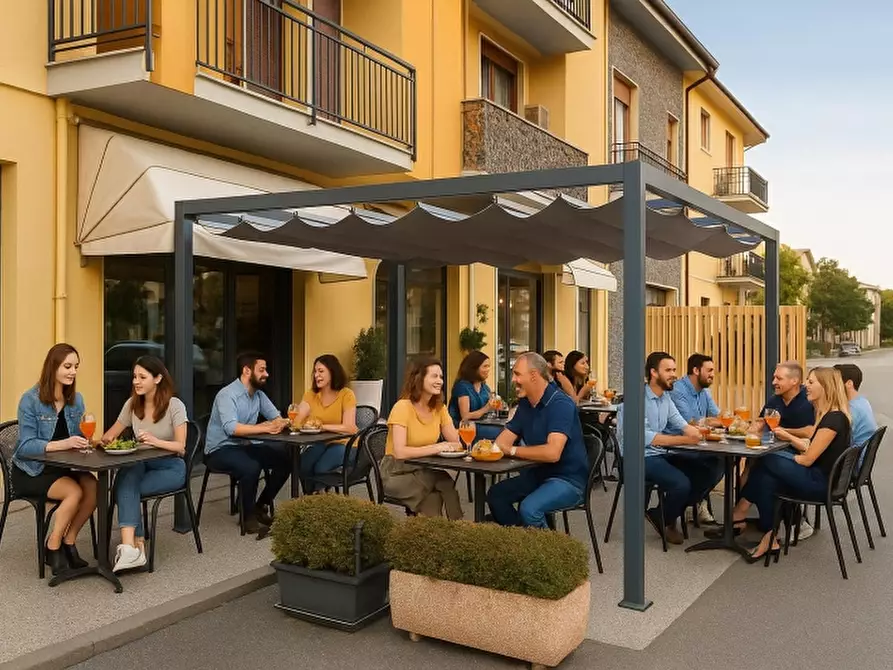 Immagine 4 di Bar / Ristorante in affitto  in VIA ROMA 1 a Mantova