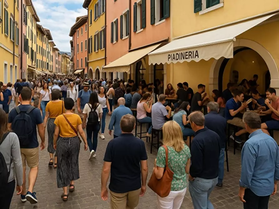 Immagine 5 di Attività commerciale in vendita  in via roma 1 a Torri Del Benaco
