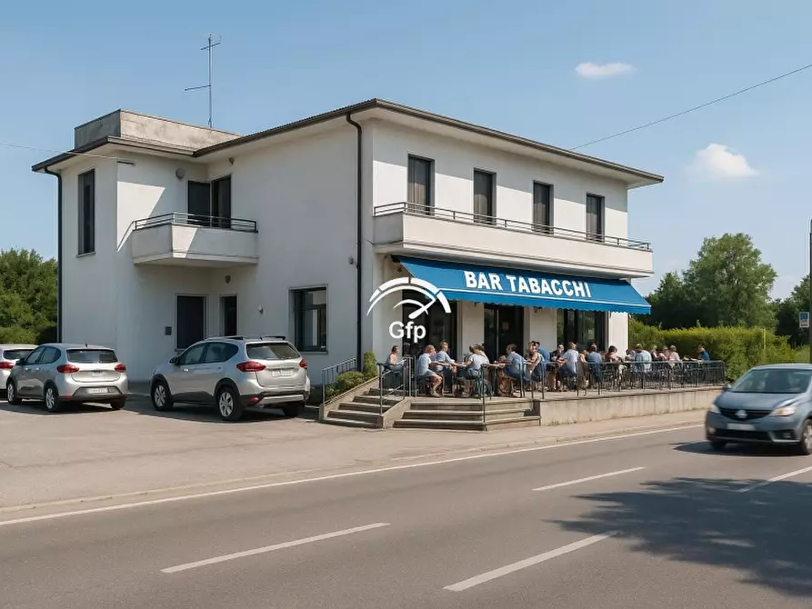 Immagine 2 di Bar / Ristorante in vendita  in VIALE DELLE NAZIONI 10 a Verona