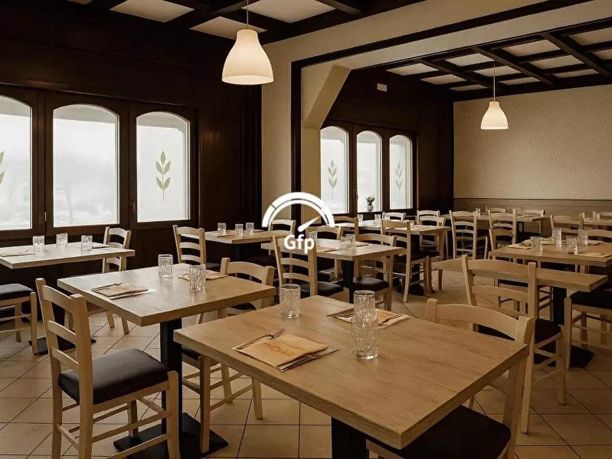 Immagine 13 di Bar / Ristorante in affitto  in VIA ROMA 1 a Mantova