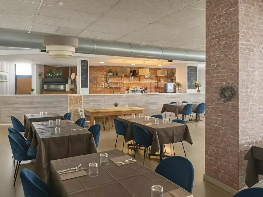 Immagine 2 di Bar / Ristorante in vendita  in VIA ROMA 1 a Verona