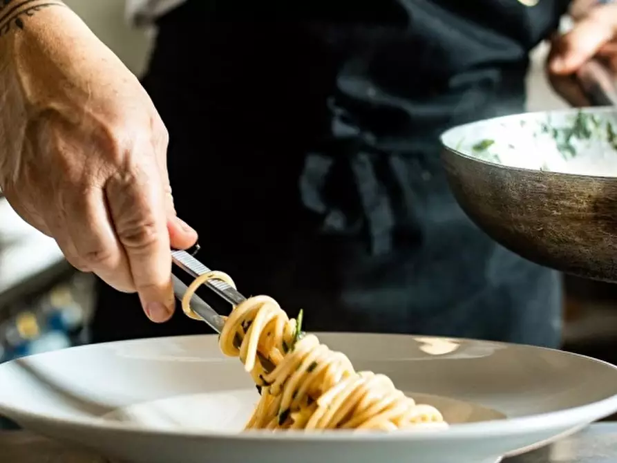 Immagine 16 di Bar / Ristorante in vendita  in VIA ROMA 1 a Verona