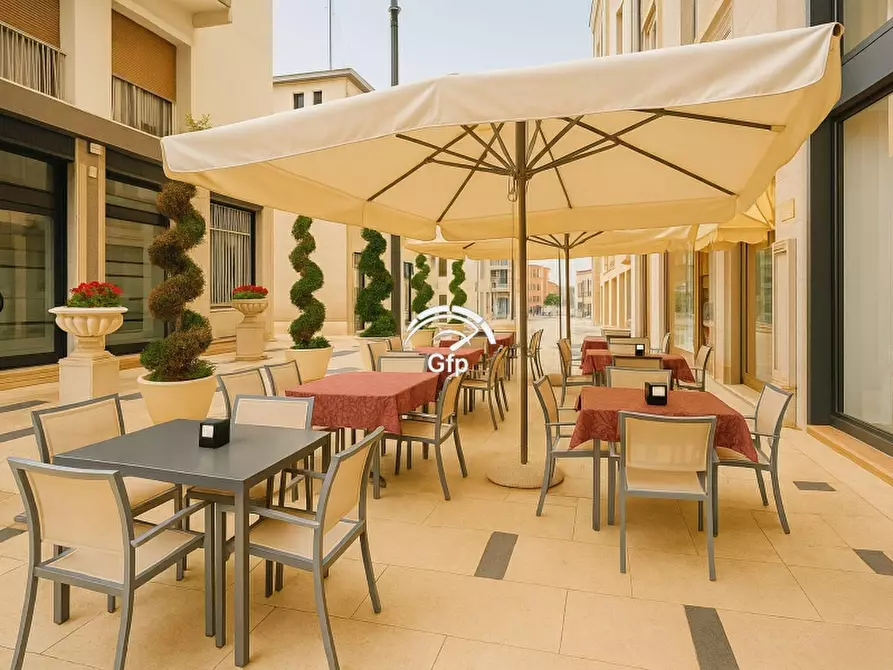 Immagine 6 di Bar / Ristorante in vendita  in VIA LUSSEMBURGO 1 a Legnago
