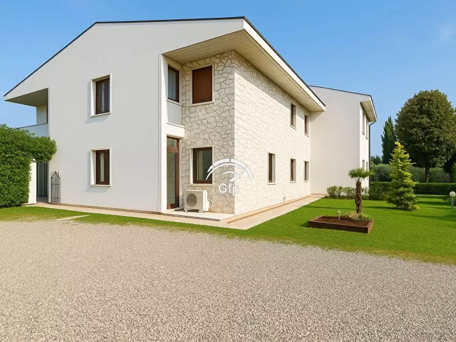 Immagine 11 di Attività commerciale in vendita  in VIA MATTEOTTI 1 a Soave