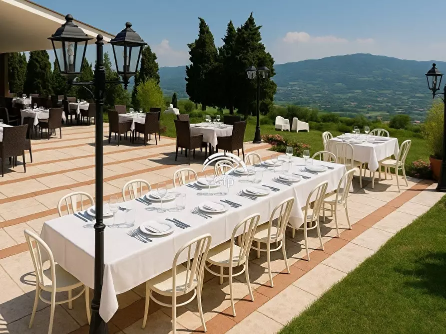 Immagine 15 di Attività commerciale in vendita  in VIA MATTEOTTI 1 a Soave