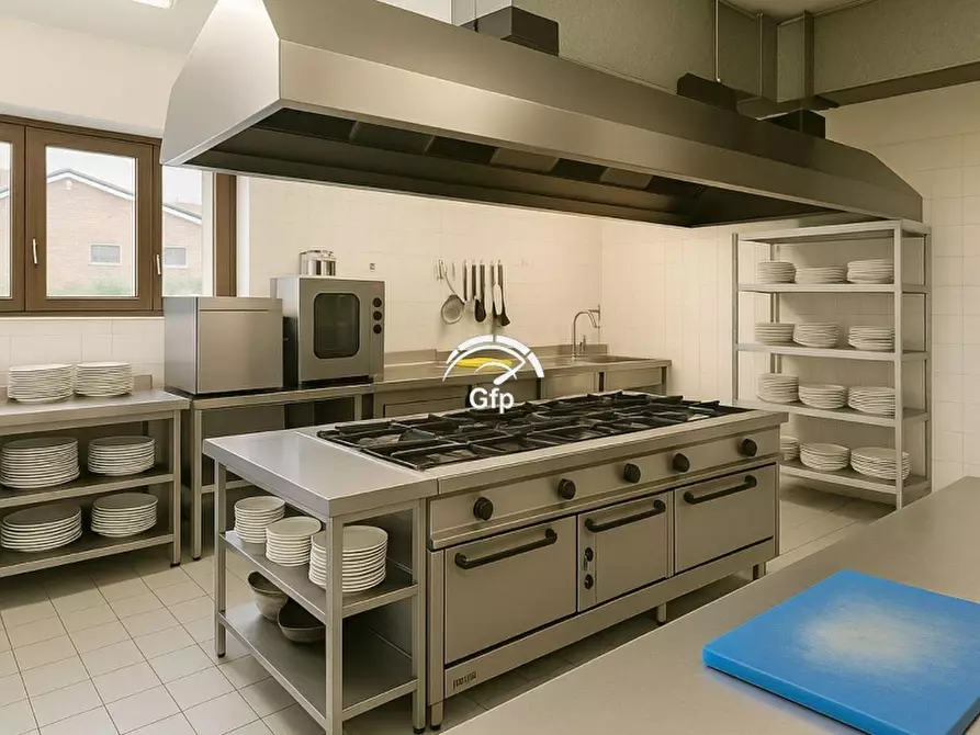 Immagine 17 di Attività commerciale in vendita  in VIA MATTEOTTI 1 a Soave