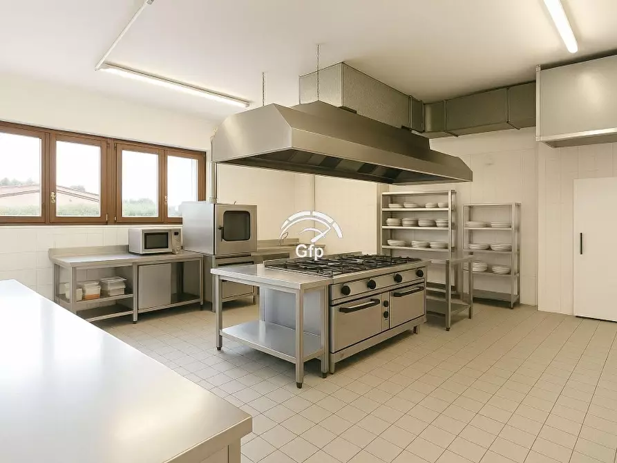 Immagine 3 di Attività commerciale in vendita  in VIA MATTEOTTI 1 a Soave