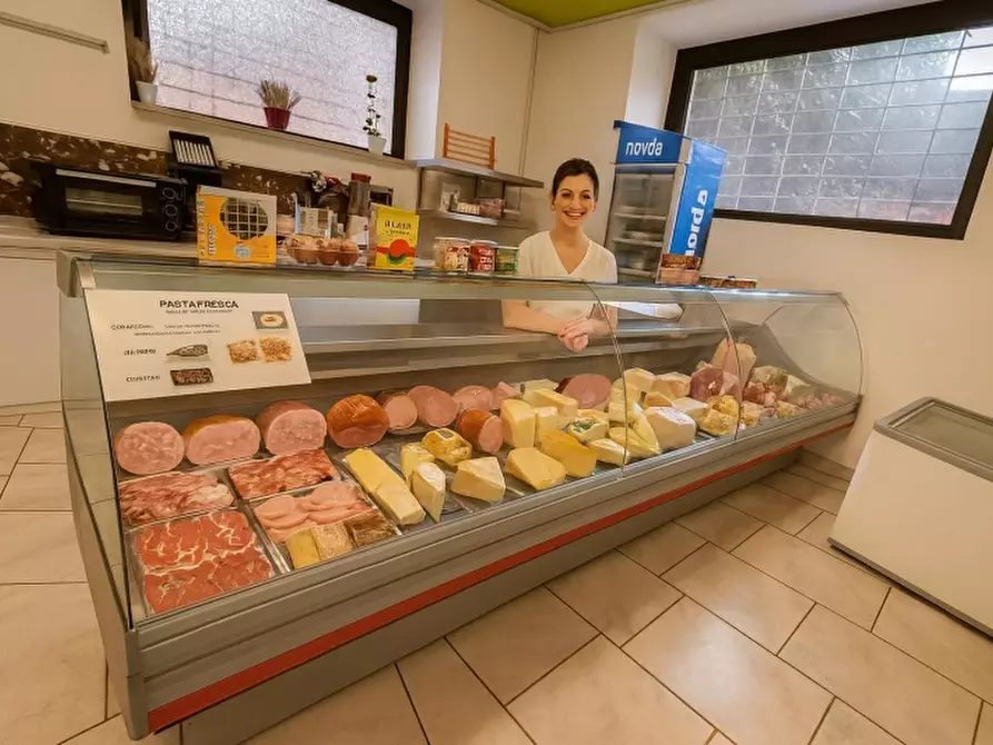 Immagine 1 di Bar / Ristorante in vendita  in VIA MANTOVA a Cavriana