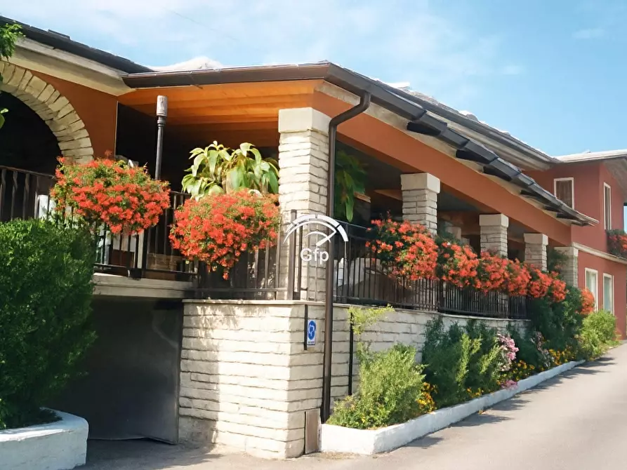 Immagine 4 di Bar / Ristorante in vendita  in VIA ROMA 1 a Sant'anna D'alfaedo