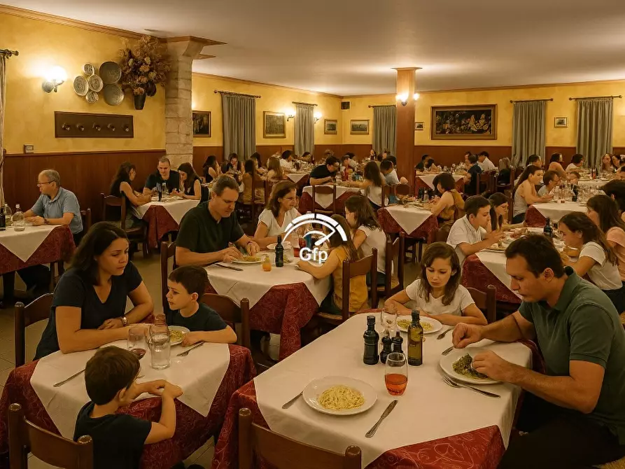 Immagine 10 di Bar / Ristorante in vendita  in VIA ROMA 1 a Sant'anna D'alfaedo