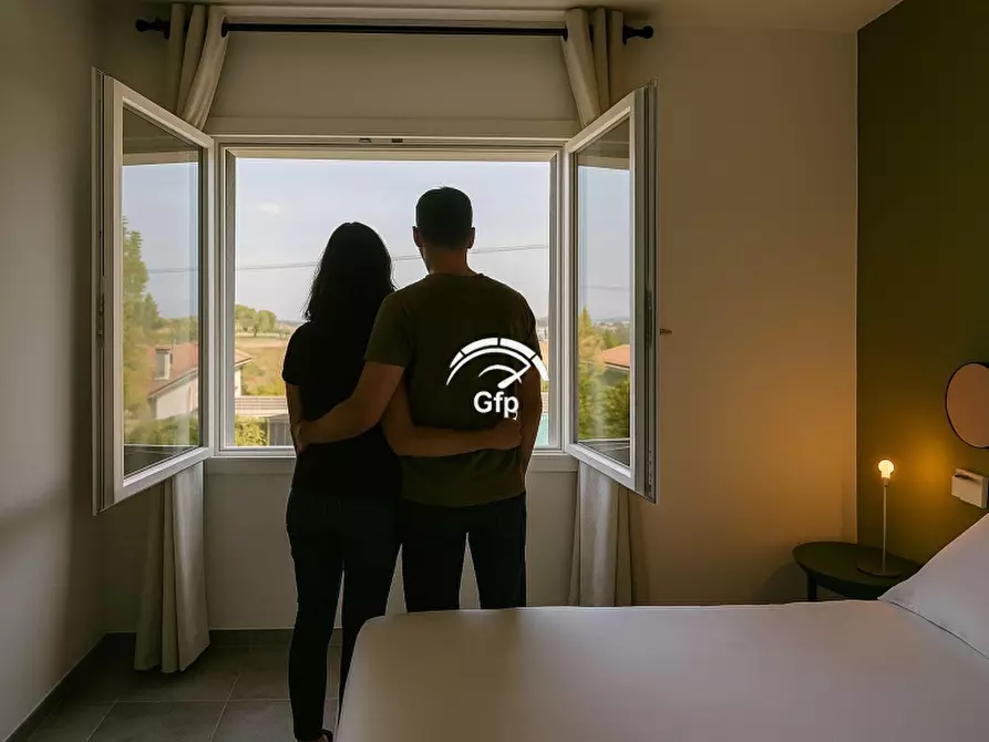 Immagine 11 di Attività commerciale in vendita  in via roma 10 a Verona