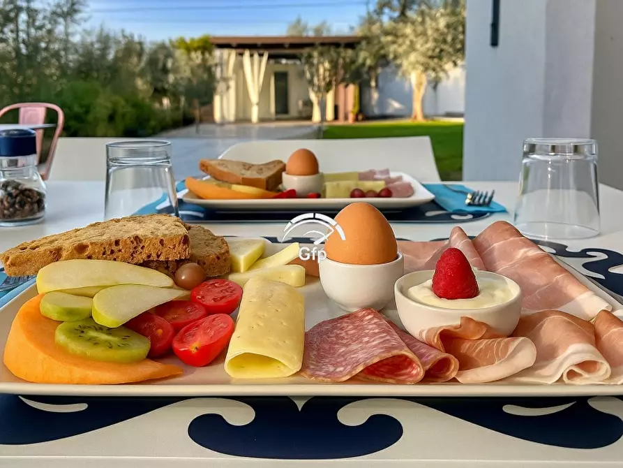 Immagine 21 di Attività commerciale in vendita  in via roma 10 a Verona