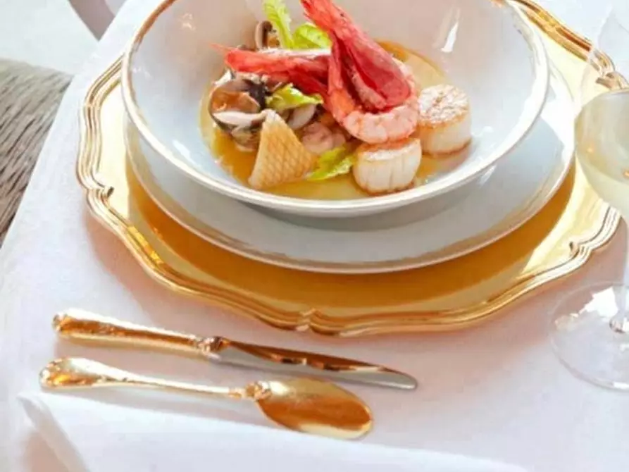 Immagine 15 di Bar / Ristorante in vendita  in viale delle Nazioni 10 a Peschiera Del Garda