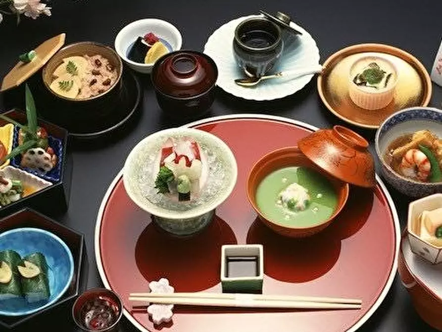 Immagine 10 di Bar / Ristorante in vendita  in viale delle Nazioni 10 a Peschiera Del Garda