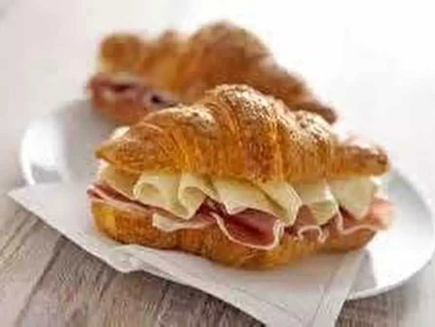 Immagine 4 di Bar / Ristorante in vendita  in VIA MAZZEI 10 a Brescia