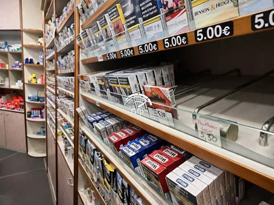 Immagine 10 di Attività commerciale in vendita  in VIA ROMA 5 a Suzzara