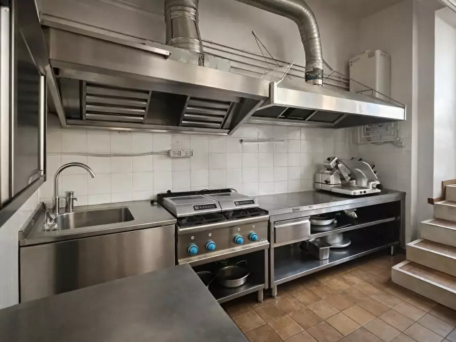 Immagine 5 di Bar / Ristorante in vendita  in VIA ROMA 33 a Bardolino