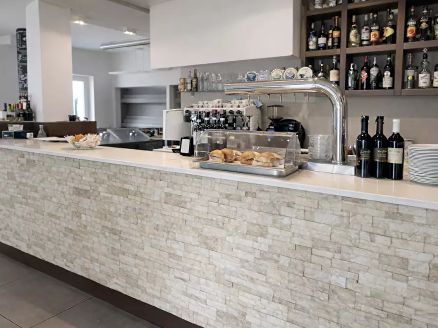 Immagine 5 di Bar / Ristorante in vendita  in VIA ROMA 162 a Verona