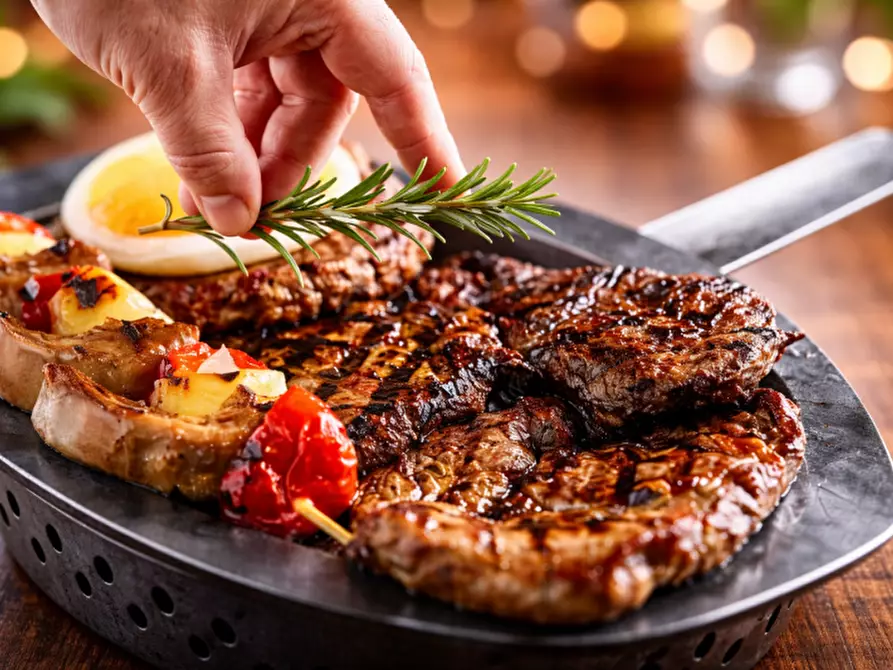 Immagine 3 di Bar / Ristorante in affitto  in VIA ROMA a Mantova