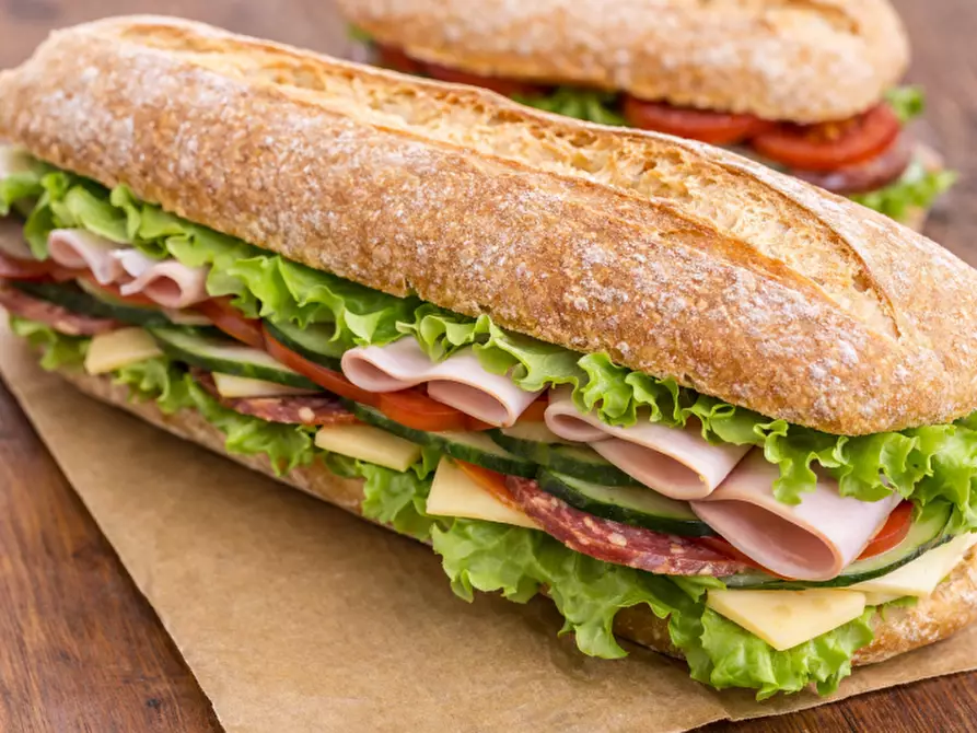 Immagine 3 di Bar / Ristorante in vendita  in VIA PADOVA 5 a Verona