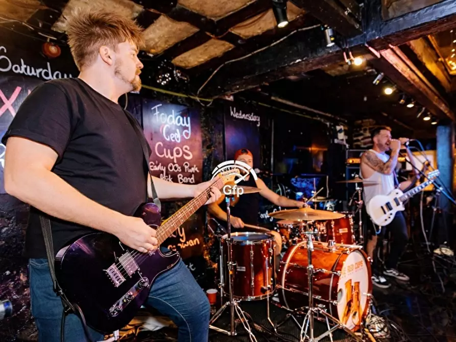 Immagine 5 di Bar / Ristorante in vendita  in VIA ROMA 55 a Garda