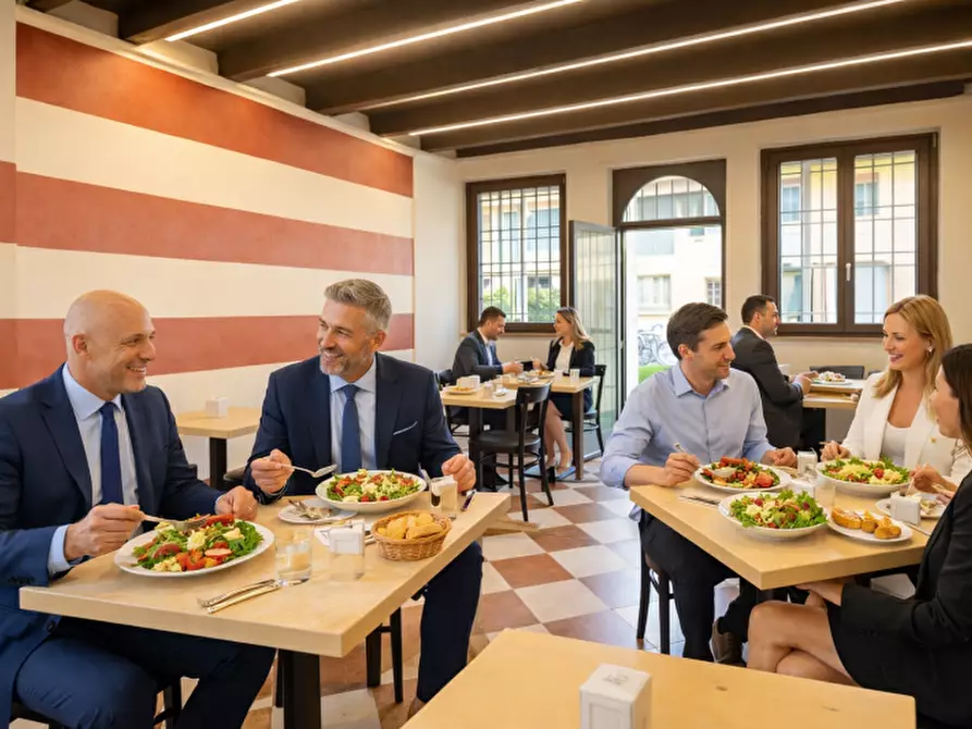 Immagine 2 di Bar / Ristorante in vendita  in VIA ROMA 1 a Villafranca Di Verona