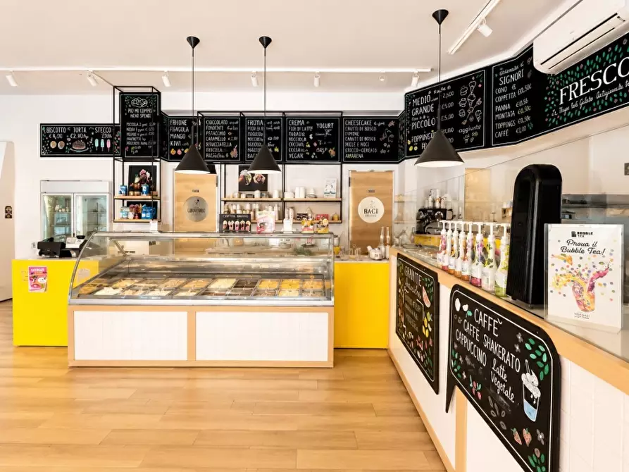 Immagine 3 di Bar / Ristorante in vendita  in viale delle Nazioni a Verona