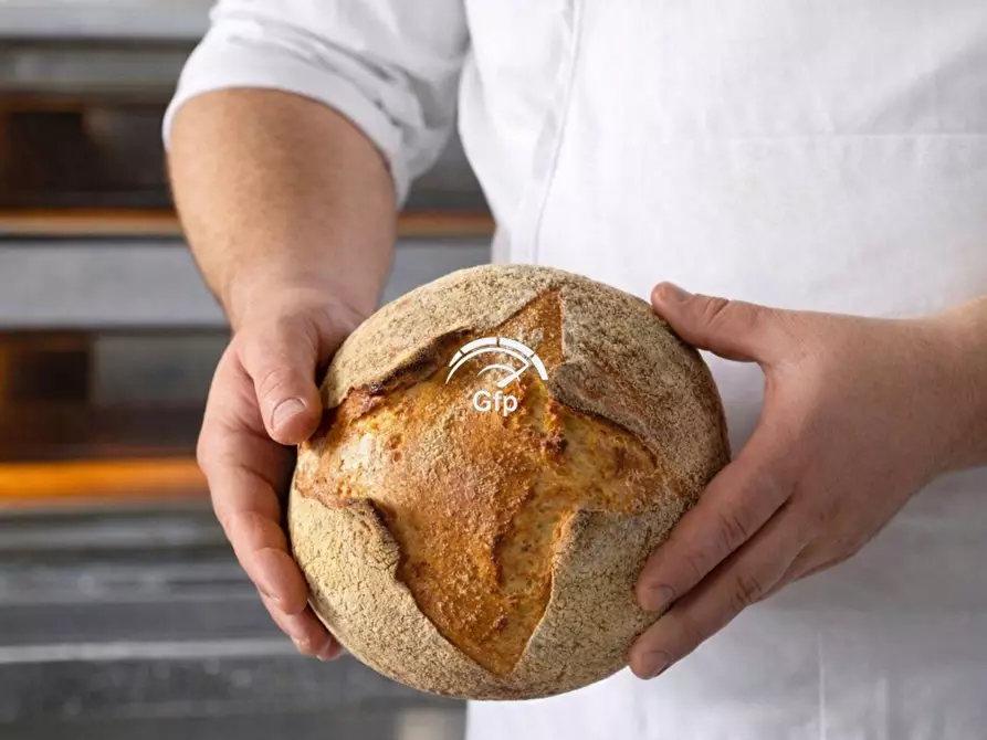 Immagine 2 di Attività commerciale in vendita  in VIA MARZO 10 a Verona