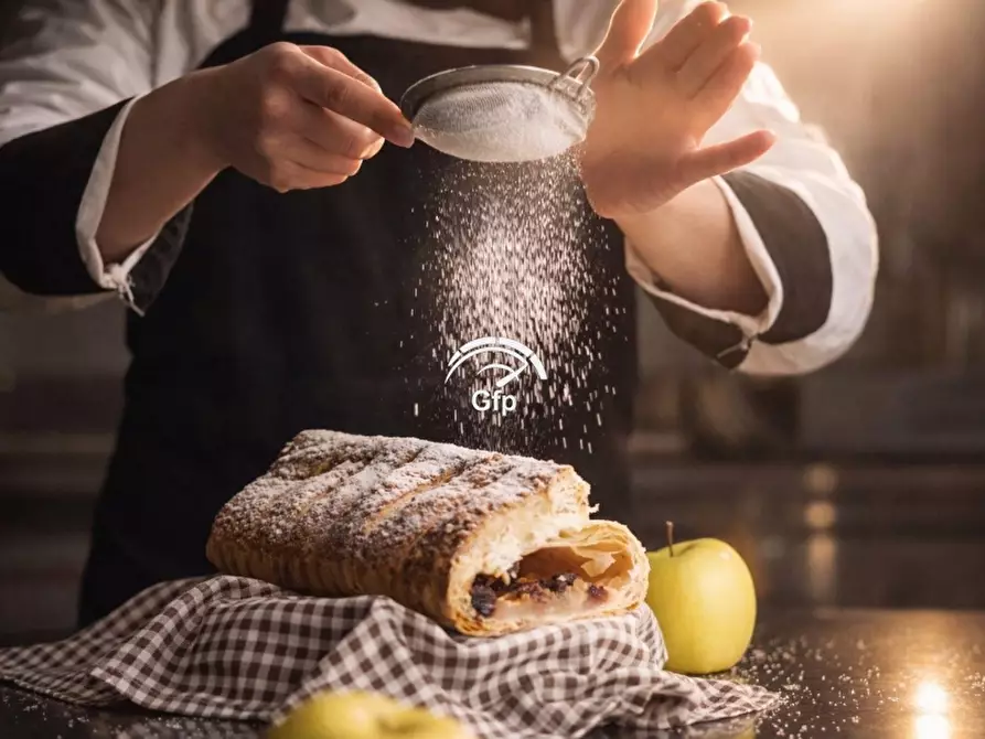 Immagine 19 di Attività commerciale in vendita  in VIA MARZO 10 a Verona