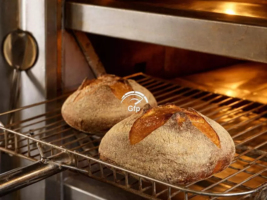 Immagine 20 di Attività commerciale in vendita  in VIA MARZO 10 a Verona