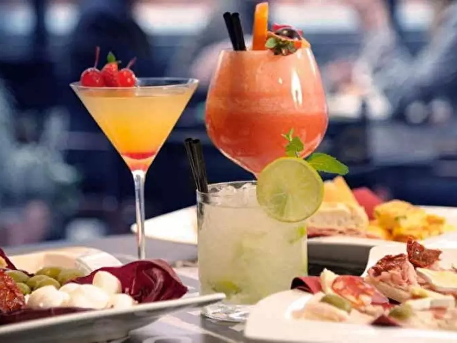 Immagine 14 di Bar / Ristorante in vendita  in VIA ROMA 100 a Verona