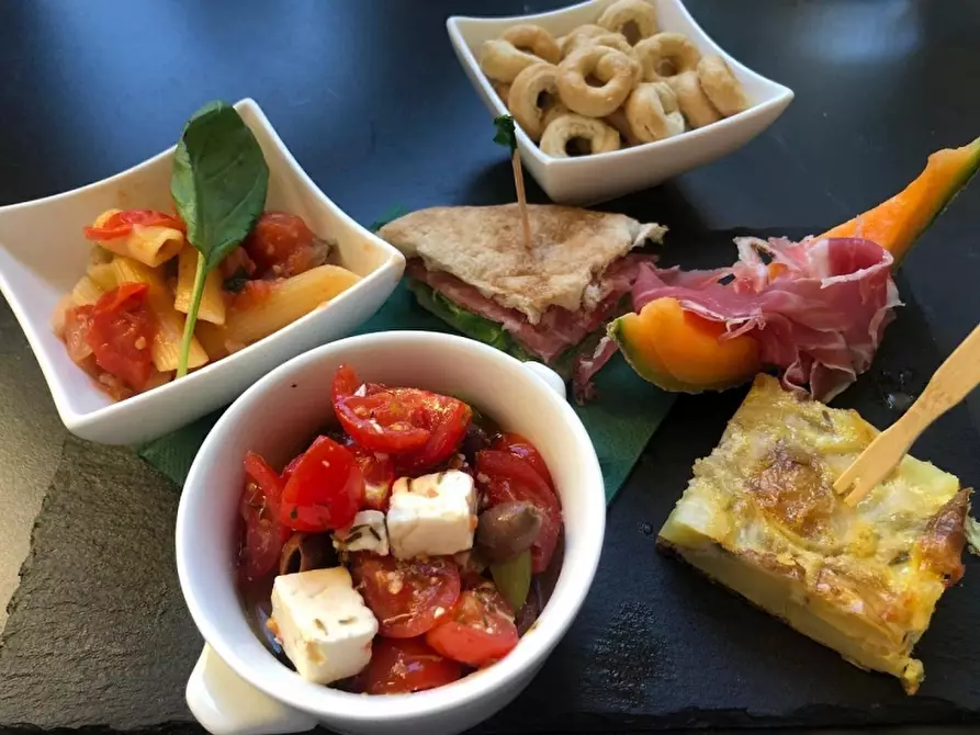 Immagine 9 di Bar / Ristorante in vendita  in VIA ROMA 100 a Verona