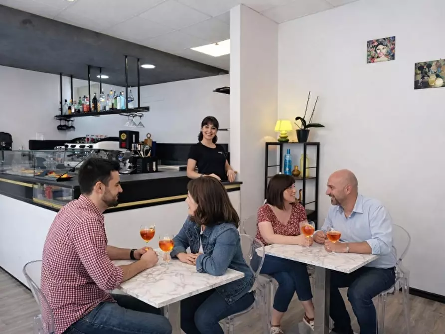 Immagine 3 di Bar / Ristorante in vendita  in VIA ROMA 50 a Pescantina