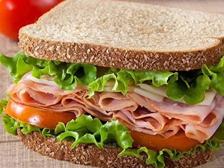 Immagine 2 di Bar / Ristorante in vendita  in VIA ROMA 100 a Villafranca Di Verona