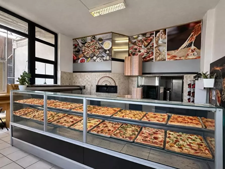 Immagine 7 di Pizzeria / Pub in vendita  in VIA ROMA 100 a Verona