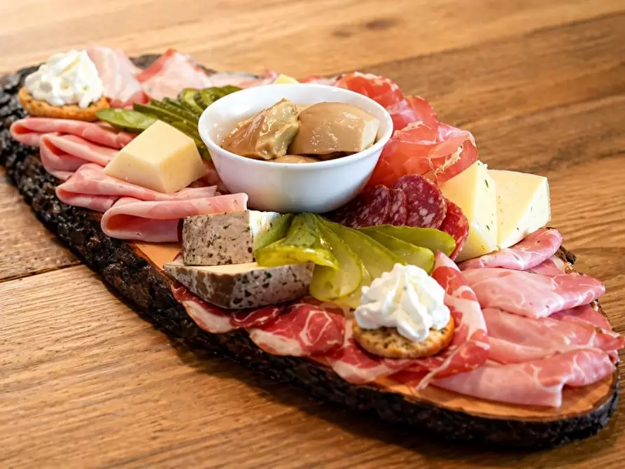 Immagine 6 di Bar / Ristorante in vendita  in VIA ROMA 100 a Verona