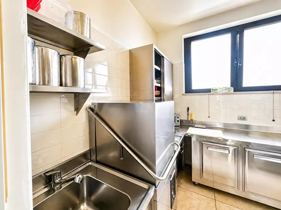 Immagine 8 di Bar / Ristorante in vendita  in Via Roma 100 a Verona