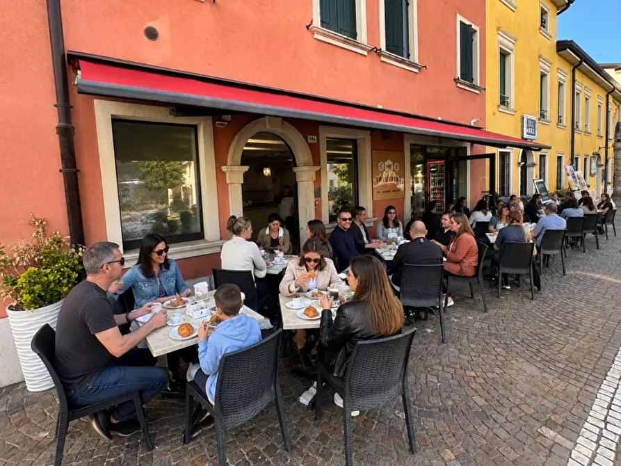 Immagine 17 di Bar / Ristorante in vendita  in VIA ROMA 100 a Villafranca Di Verona