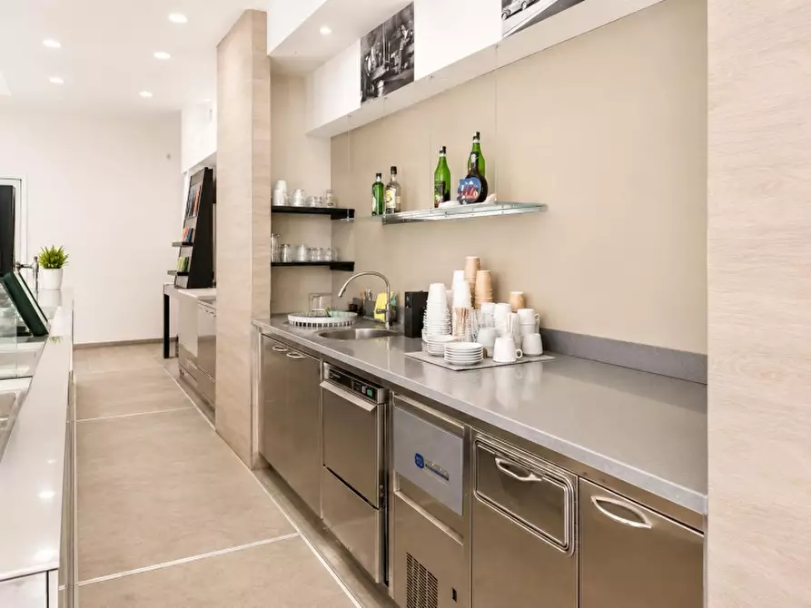 Immagine 6 di Bar / Ristorante in affitto  in VIA ROMA 100 a Quistello