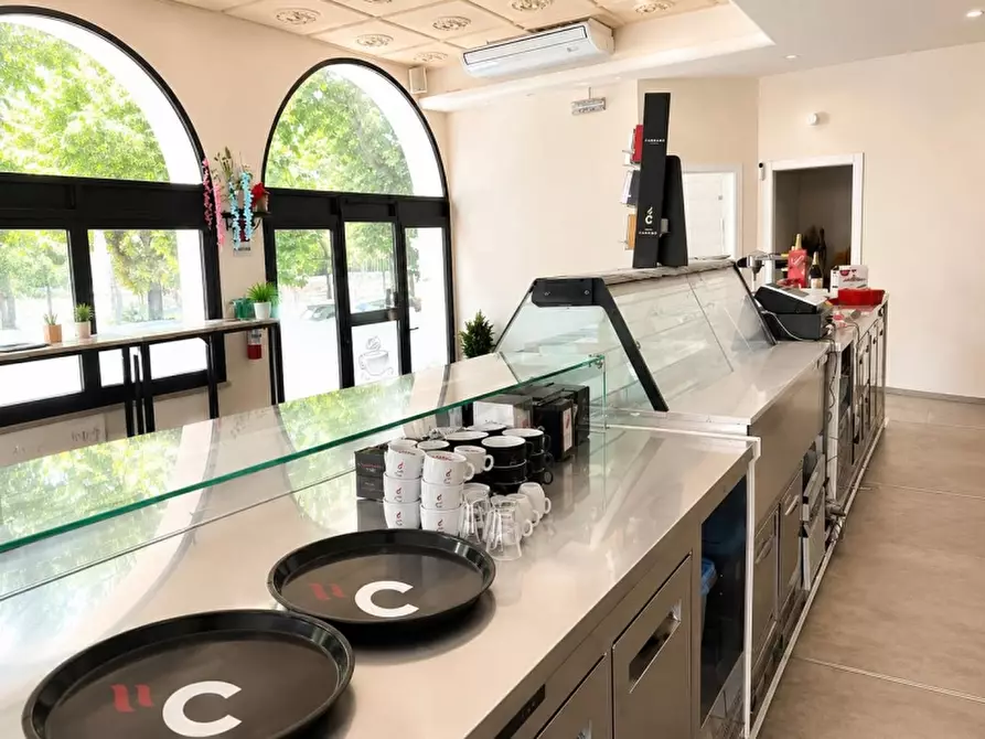 Immagine 5 di Bar / Ristorante in affitto  in VIA ROMA 100 a Quistello