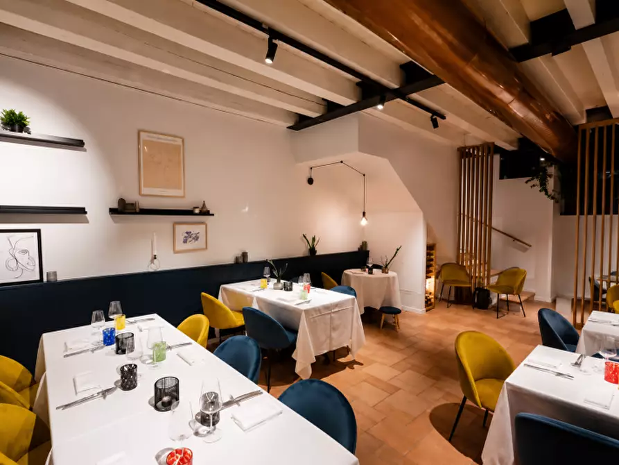 Immagine 2 di Bar / Ristorante in vendita  in VIA ROMA 100 a Verona